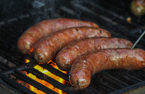 Waseda Farms Bratwurst Feast: Easy Grill Night🌭